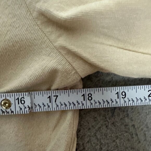 Callahan Knitwear Sweater Rana Cream Black Colorblock Front Twist Knot - Picture 15 of 16